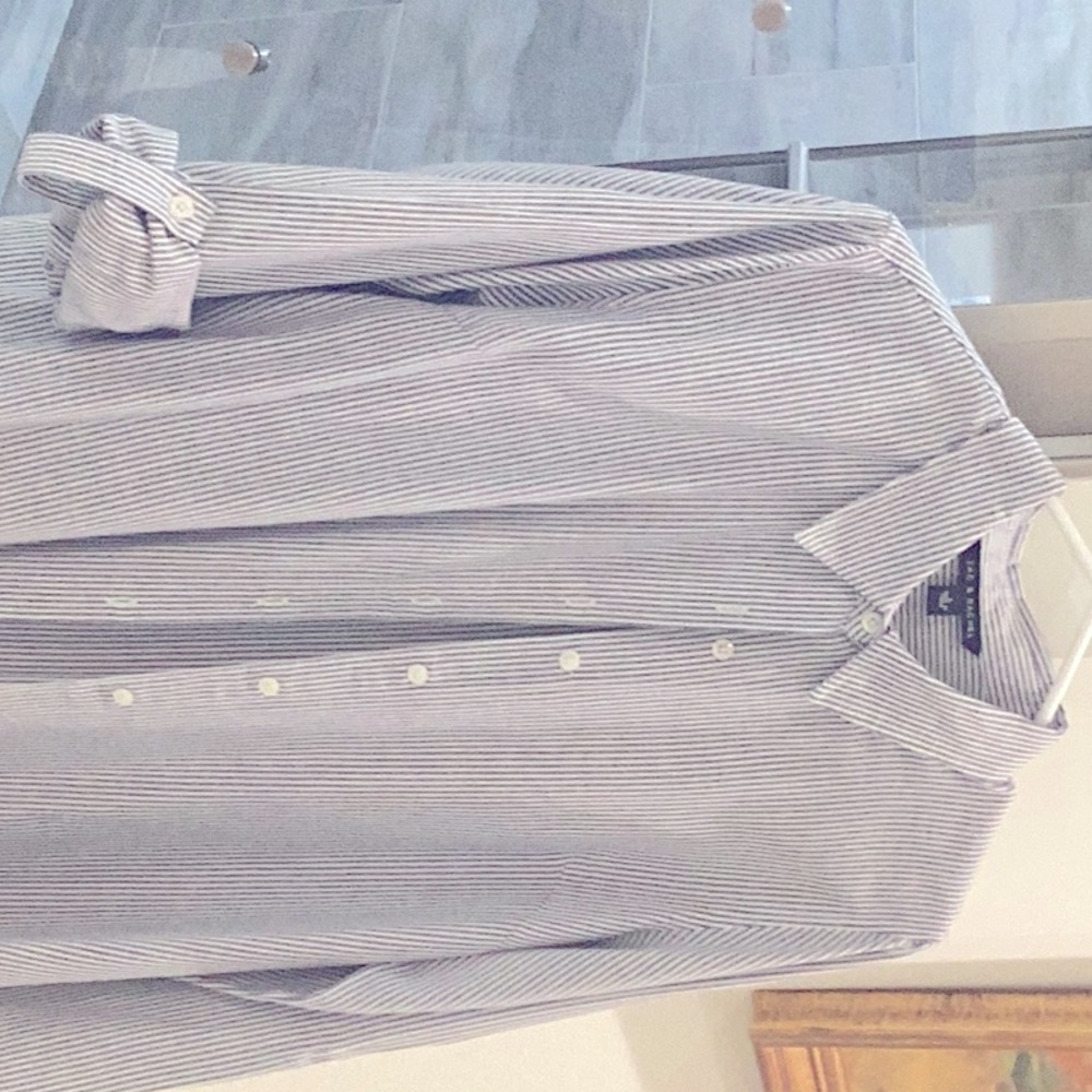 Size L Zach&Rachel tunic length top